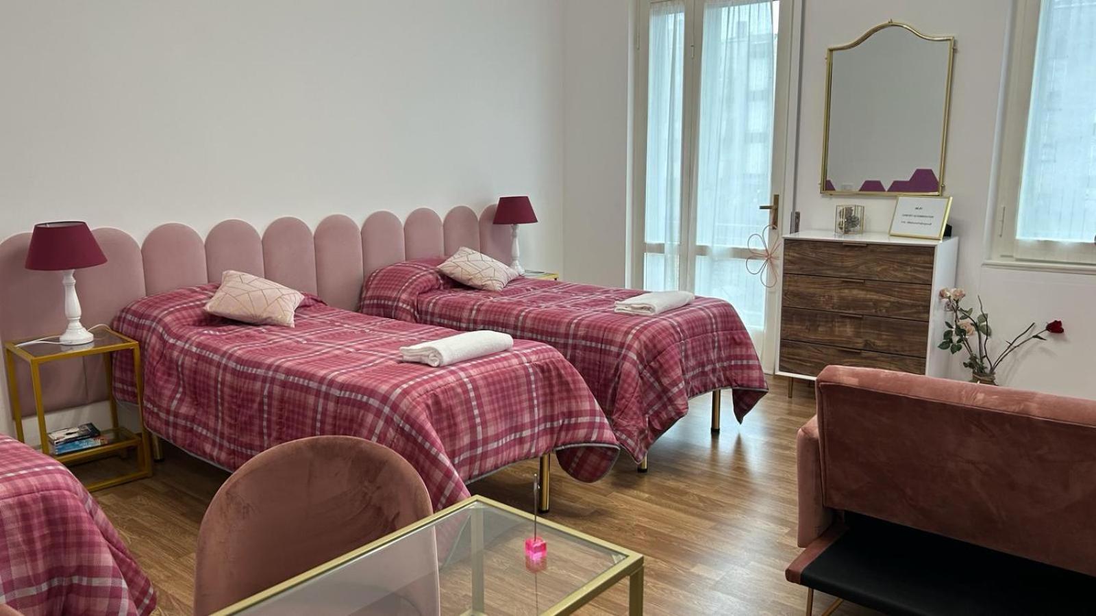 Comfort Accommodation Room Bergamo Luaran gambar