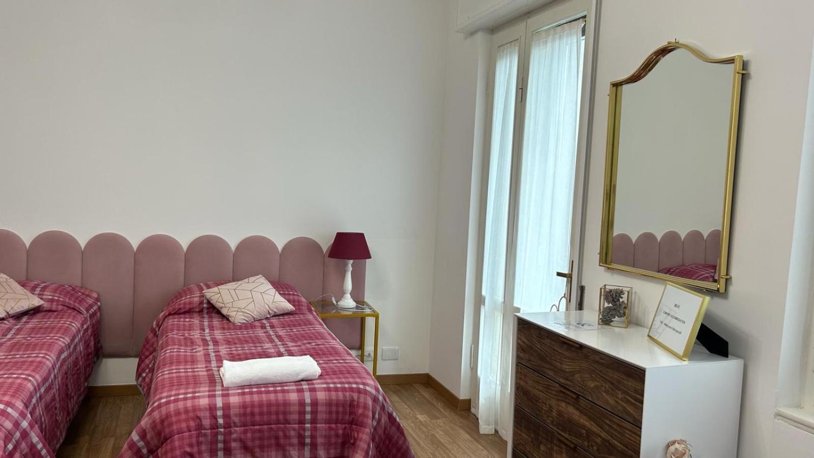 Comfort Accommodation Room Bergamo Luaran gambar