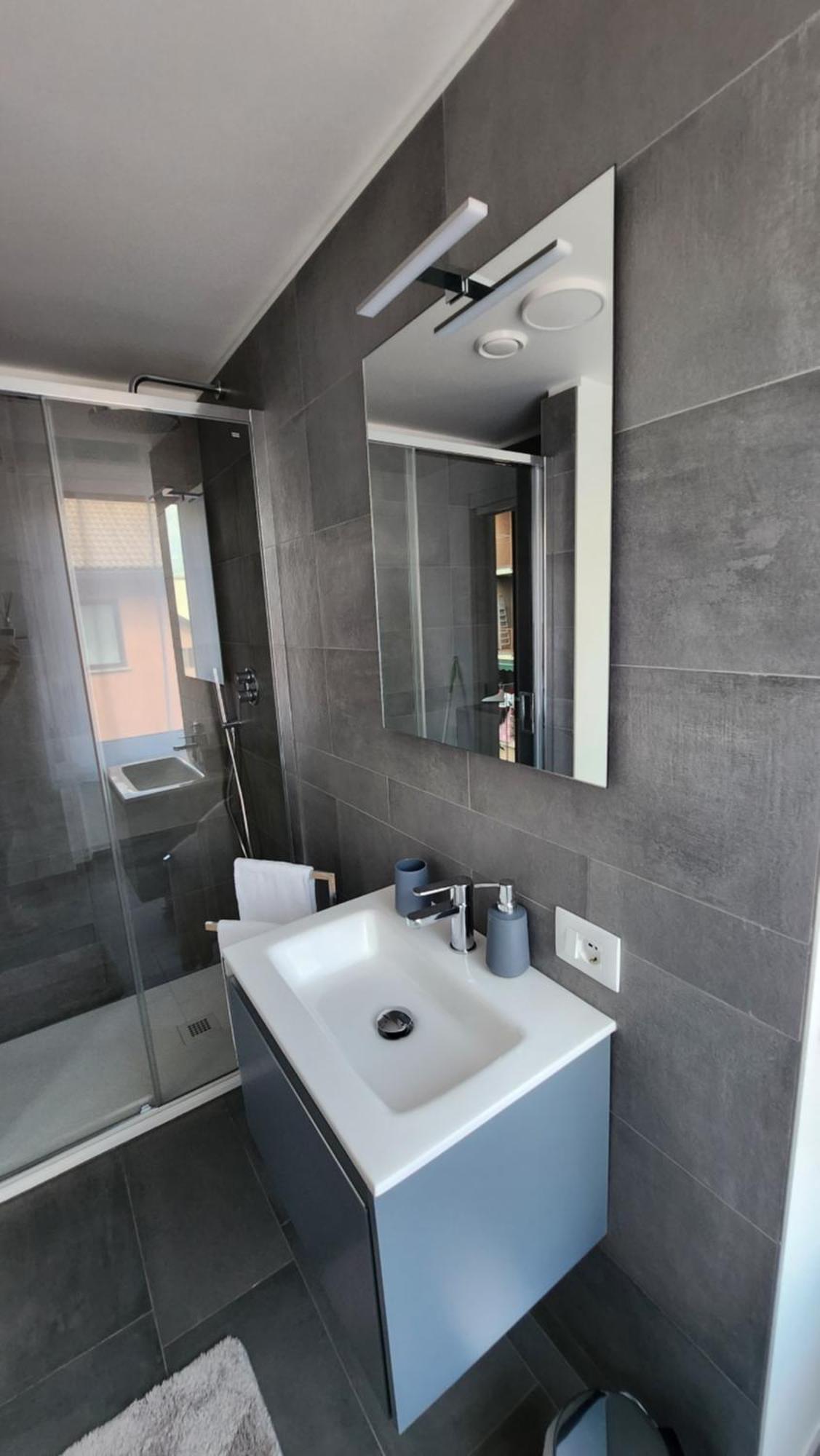 Comfort Accommodation Room Bergamo Bilik gambar
