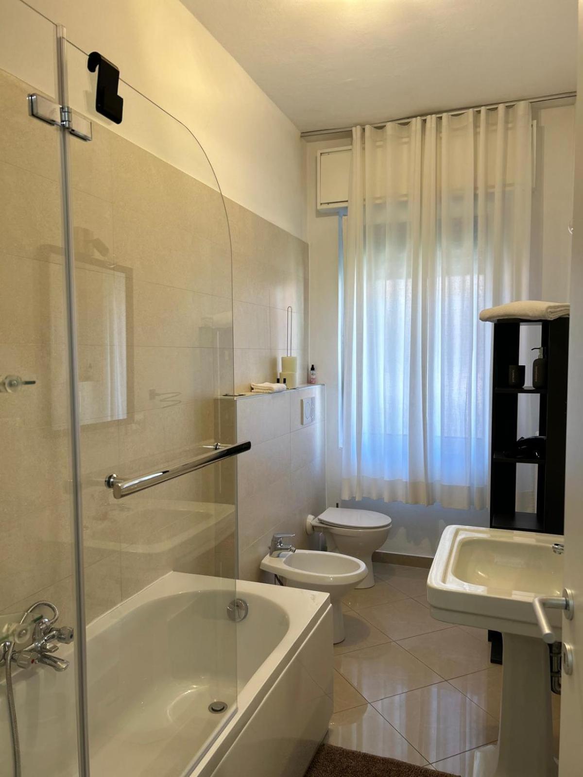 Comfort Accommodation Room Bergamo Luaran gambar